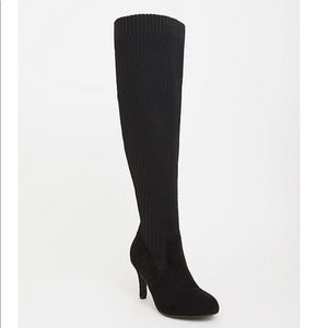 BLACK KNIT OVER THE KNEE BOOT (11w)